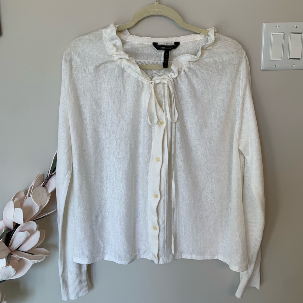 BCBG creme tie neck cardigan